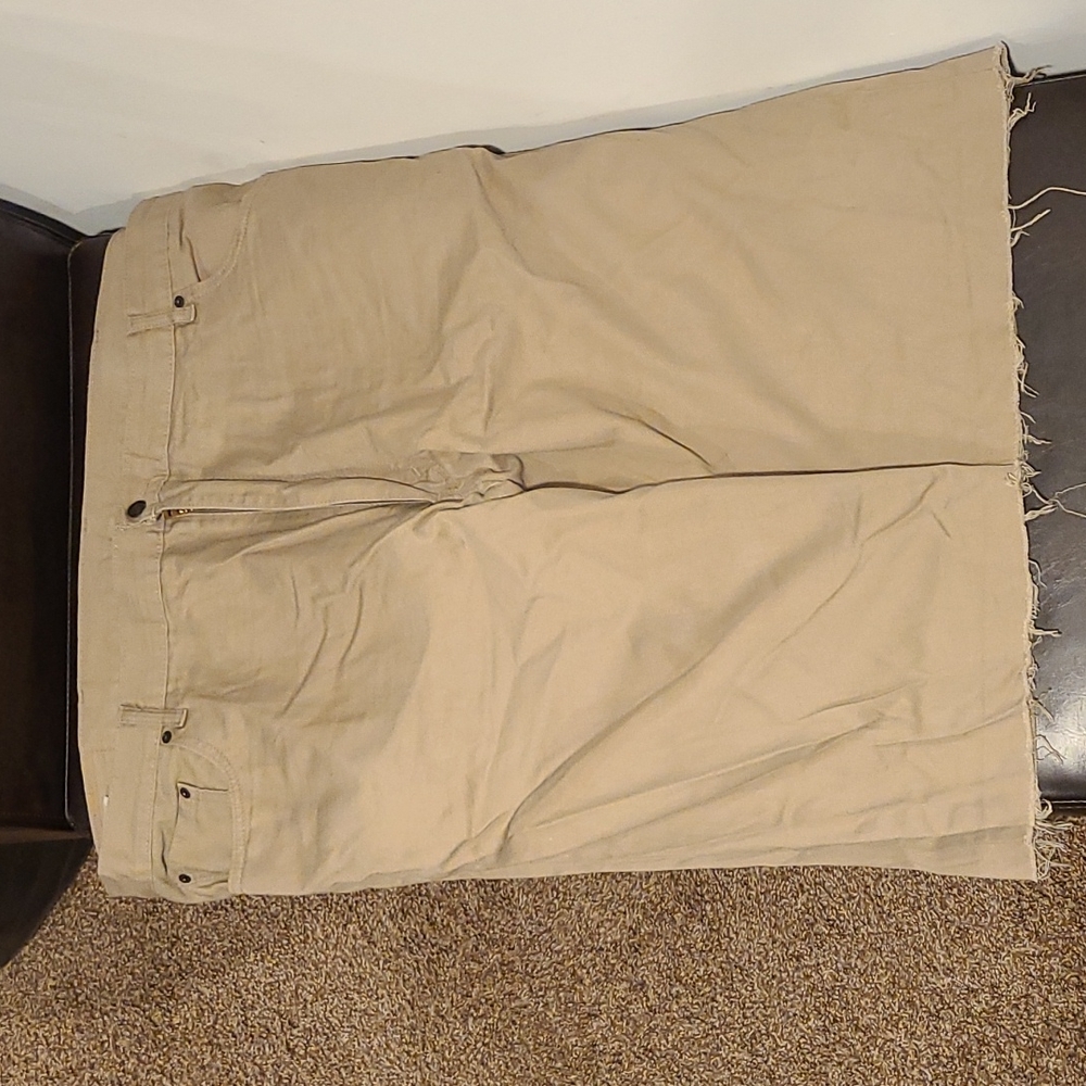 Levis distressed shorts
